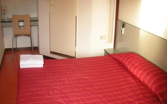 Premiere Classe Dreux