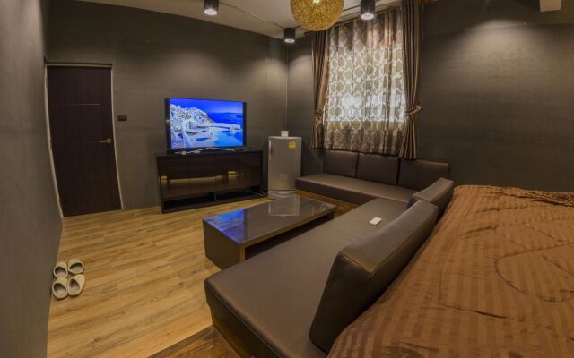 Maximum Luxury Apartment