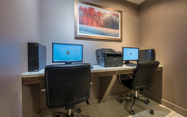 Quality Inn Airport