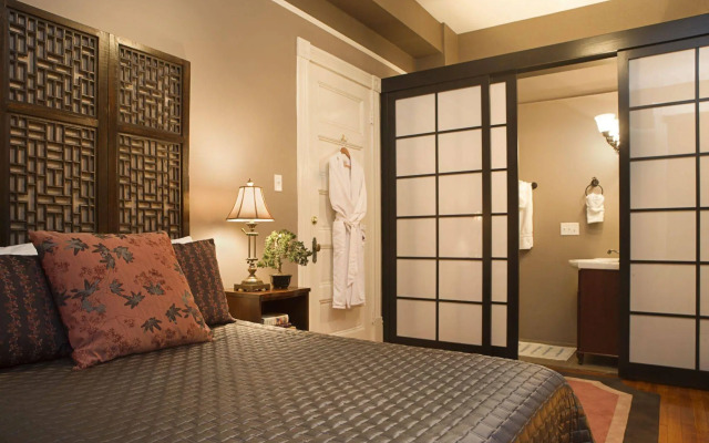 Azalea Inn and Villas