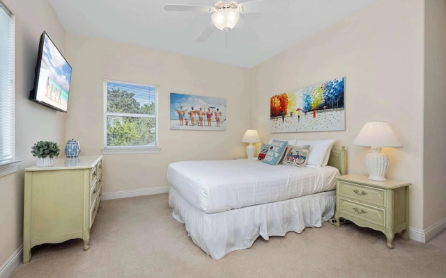 Private Beach & Community Pool