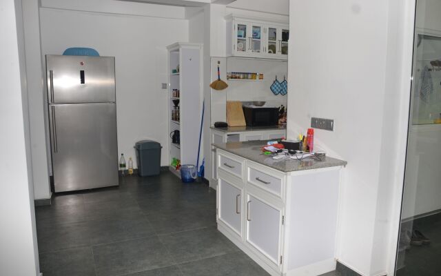 Anuhas Airport Villas