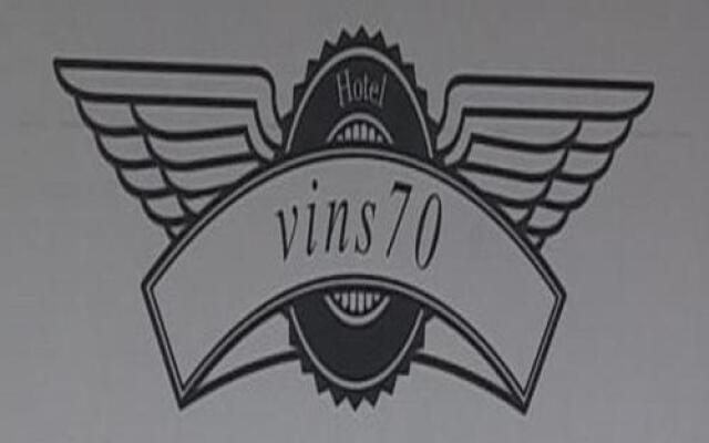 Vins 70 Hotel