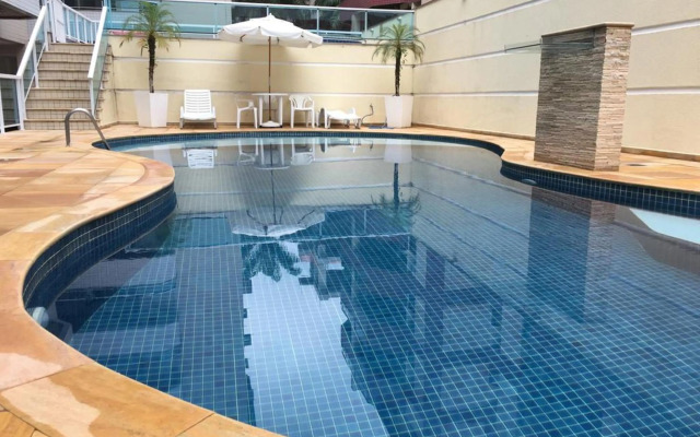 Apart Ubatuba c/ ar, churrasqueira, piscina