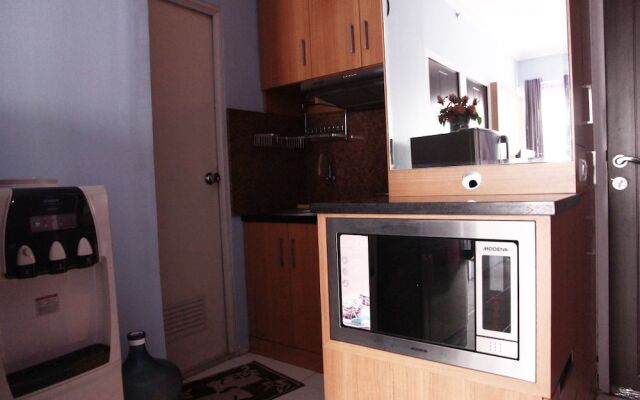 Comfortable 2BR Mutiara Bekasi Apartment