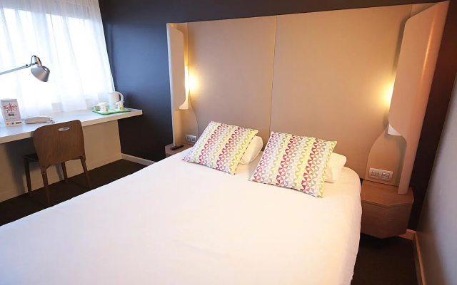 Campanile Clermont-Ferrand ~ Aubière