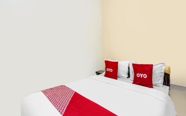 Oyo 91361 Benlin D'kost Syariah