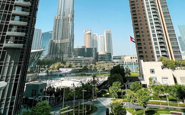 HomesGetaway - 1BR in ACT One Downtown