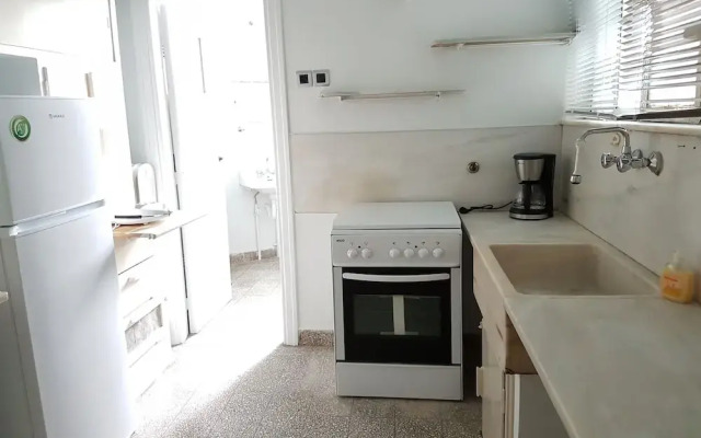 Erra - Red - Athens Center,140m²,4 BD,2 BATH