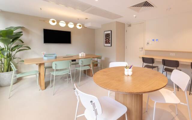 Weave Studios - Sai Ying Pun