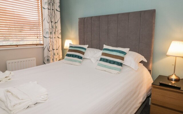 Scarborough Apartments - One Bed