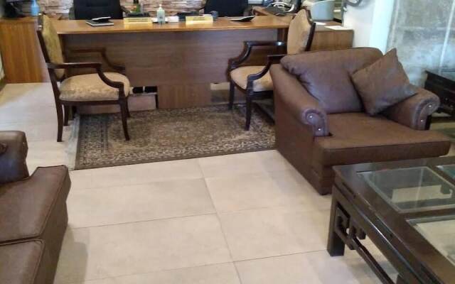 Elite Lodge Guest House