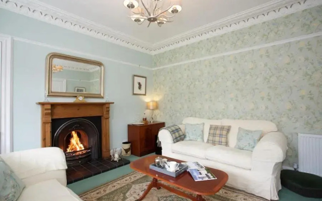 Dunmurray Lodge Guesthouse And Loft Apartment