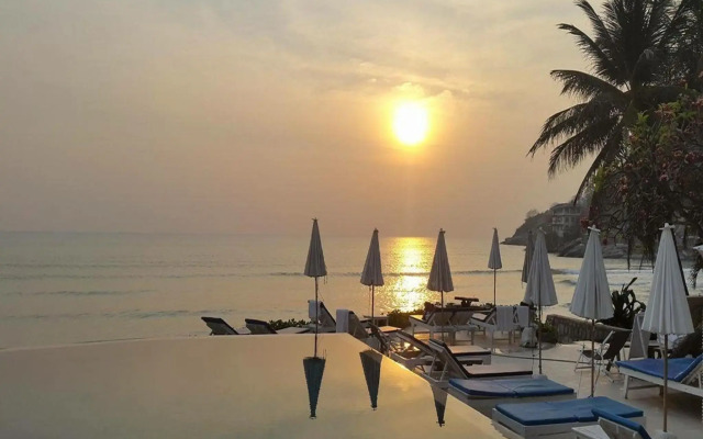 Nern Chalet Beachfront Hotel