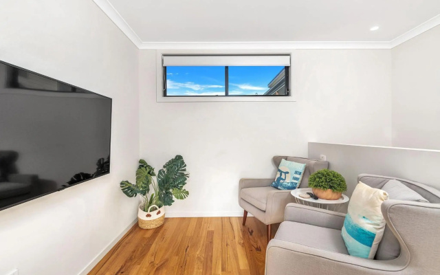 BEACH PERFECT Culburra Beach 4pm Check Out Sundays except Peak Season – Guest Rooms – Culburra Beach