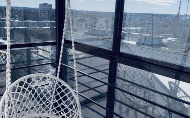 Apartments, on. Karla Marksa, 183