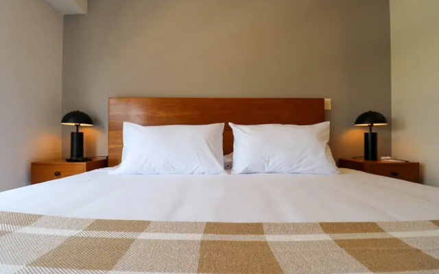 w Comfy 2BR w Park View in Miraflores