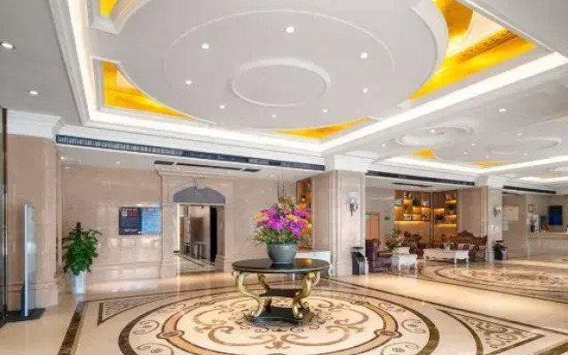 Vienna International Hotel Guiyang North High-speed Train Station