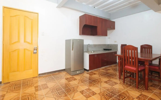 RedDoorz @ Sun Miles Condominium