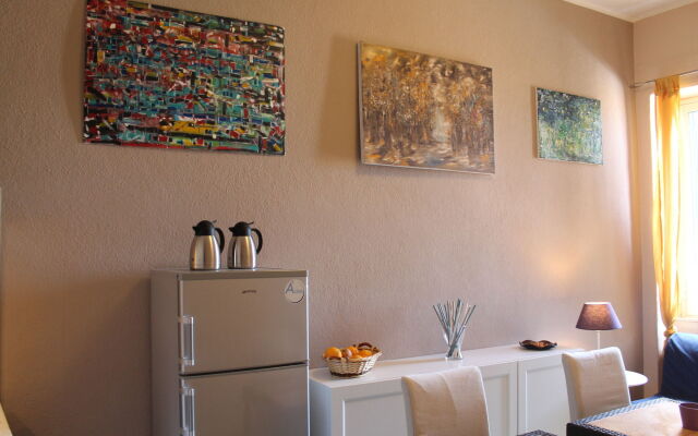 B&B Melany