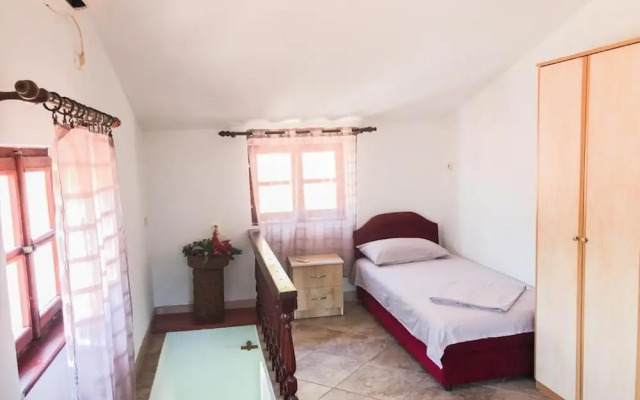 Puerta Apartments