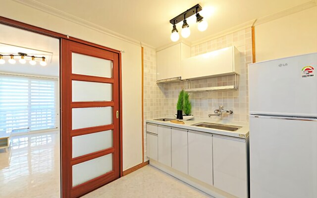 Sea Road Pension