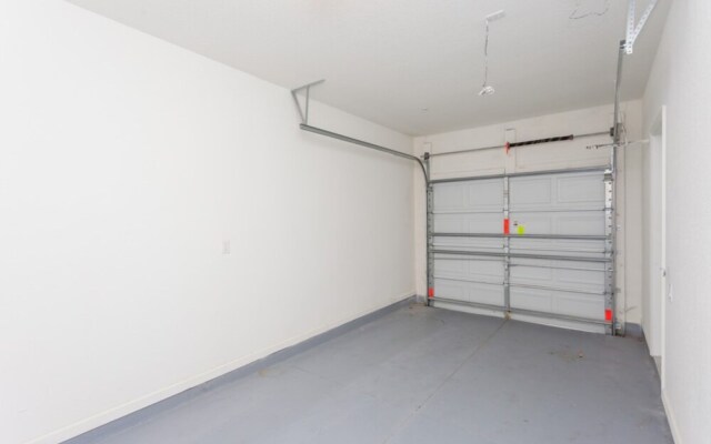 Vista Cay - 8001 Coolbreeze Dr #118