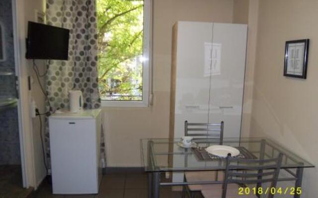 Dima Rooms And Apartments