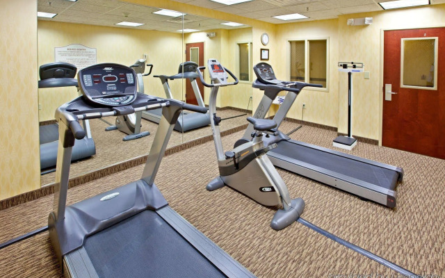 Holiday Inn Express & Suites Lexington Dtwn Area-Keenland by IHG