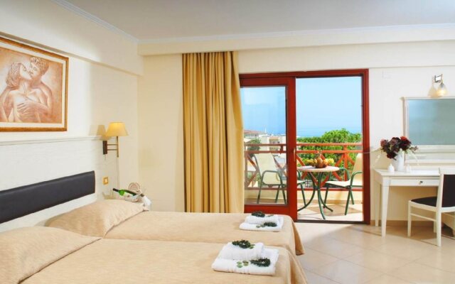 Cactus Village Hotel & Bungalows