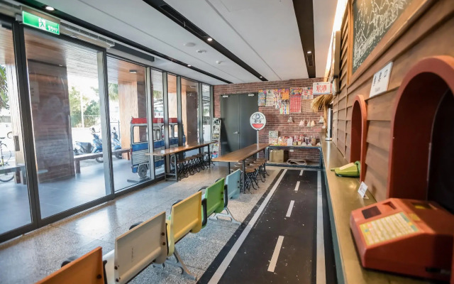 Traveller Inn Tiehua Hotel