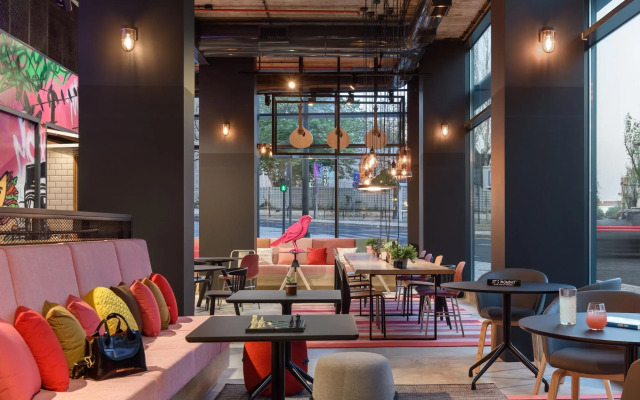 Moxy Lisbon City