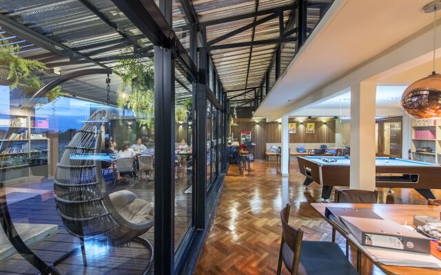 THE Posh Phayathai