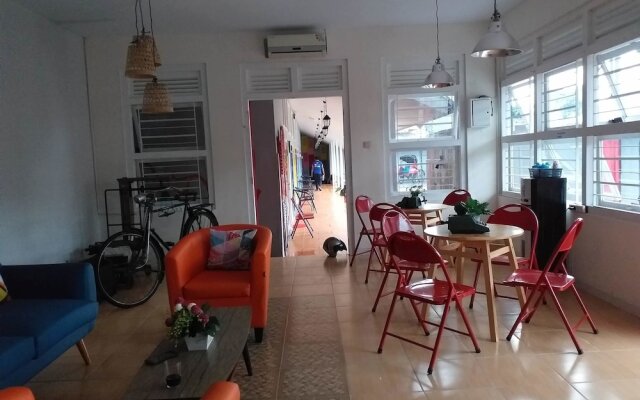 Home Addicts Hostel