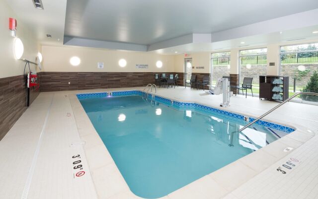 Fairfield Inn & Suites by Marriott Detroit Chesterfield