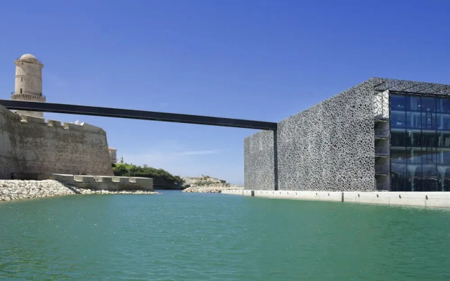 ibis budget Marseille Est Porte d'Aubagne