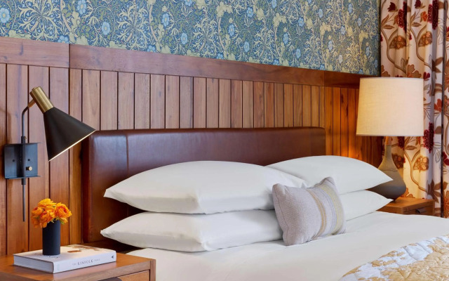 Hotel Revival Baltimore
