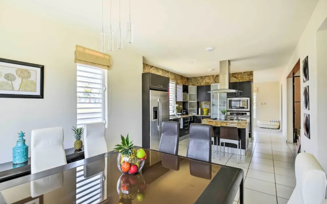 Oceanside Vega Baja Beach House Paradise w/ Views!