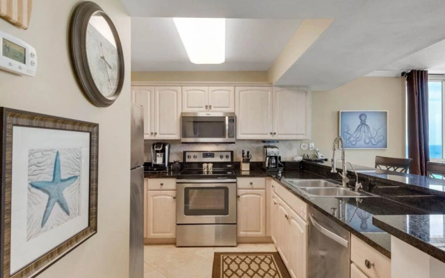 Pelican Beach Resort 1201