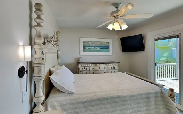 Bela Casa by Topsail Realty