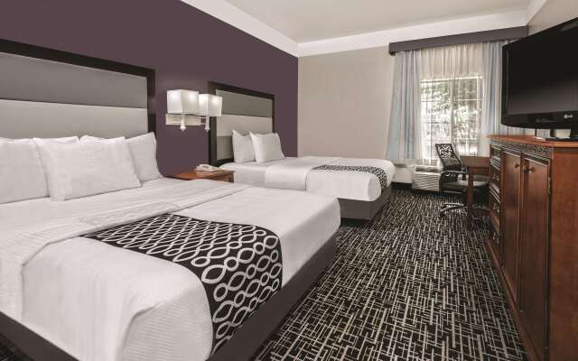 La Quinta Inn & Suites by Wyndham Houston Rosenberg