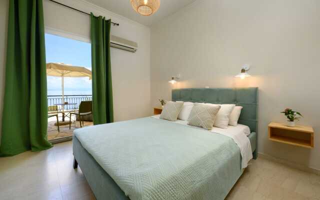 9 Muses Seaview Studios Corfu | Adults Only