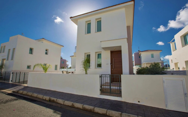 Cyprus Villa Avra 54 Gold