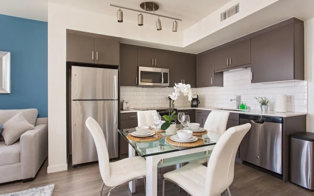 Brand New Downtown La Luxury Apartment