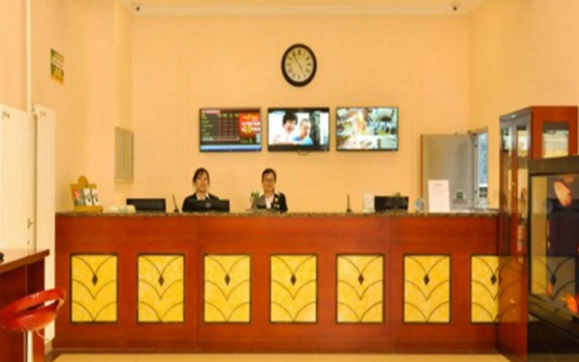 GreenTree Inn Chengde Railway Station Southeast Chengde Century City Business Hotel – Lobby – Chengde