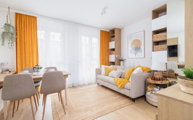 Czarnowiejska Studio by Renters