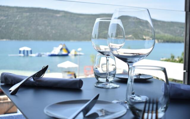 Sky Beach Aparthotel