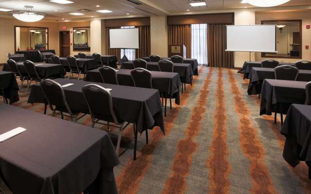 Embassy Suites Louisville East