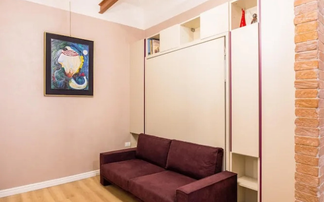 Toledo Warm Renovated Studio