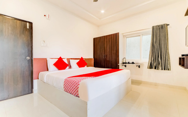 Airport Palace Hotel by OYO Rooms